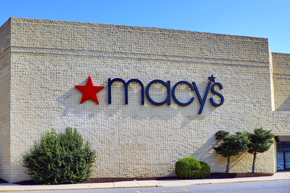 Macy's sign