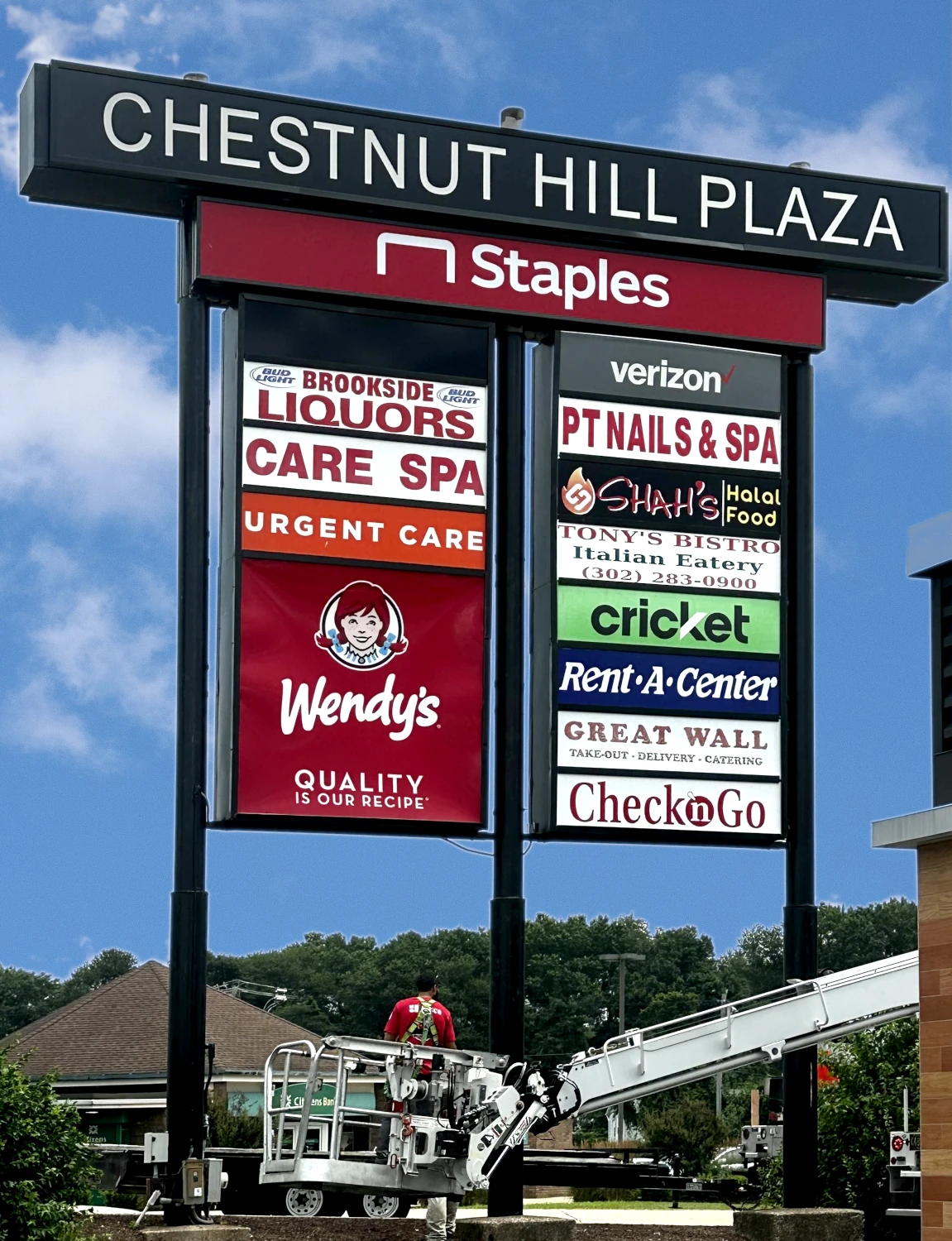 Chestnut-Hill-Plaza